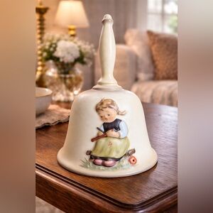 Vintage 1988 Goebel Hummel Annual Bell – 11th Edition “Busy Student” | Hum 710